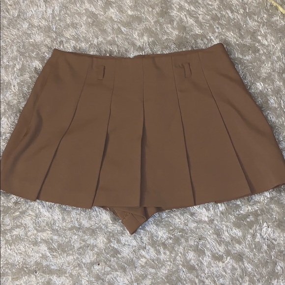 Forever 21 Dresses & Skirts - Mini Skirt short bottom